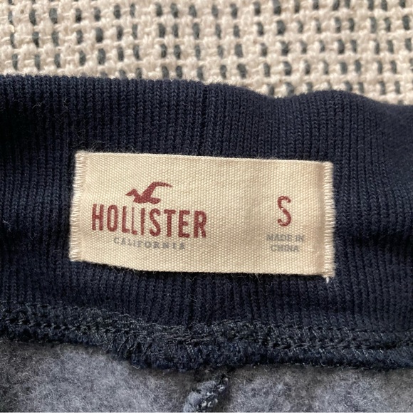 Hollister Women’s Joggers Size Small - Picture 6 of 11